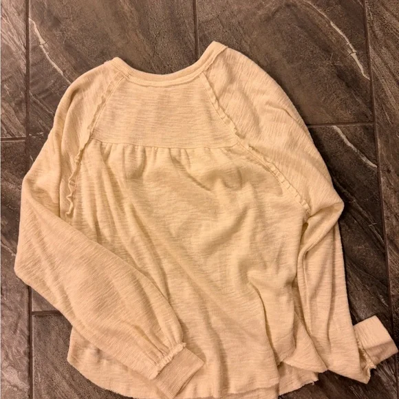 Pilcro Ruffled Raglan top - Picture 5 of 8